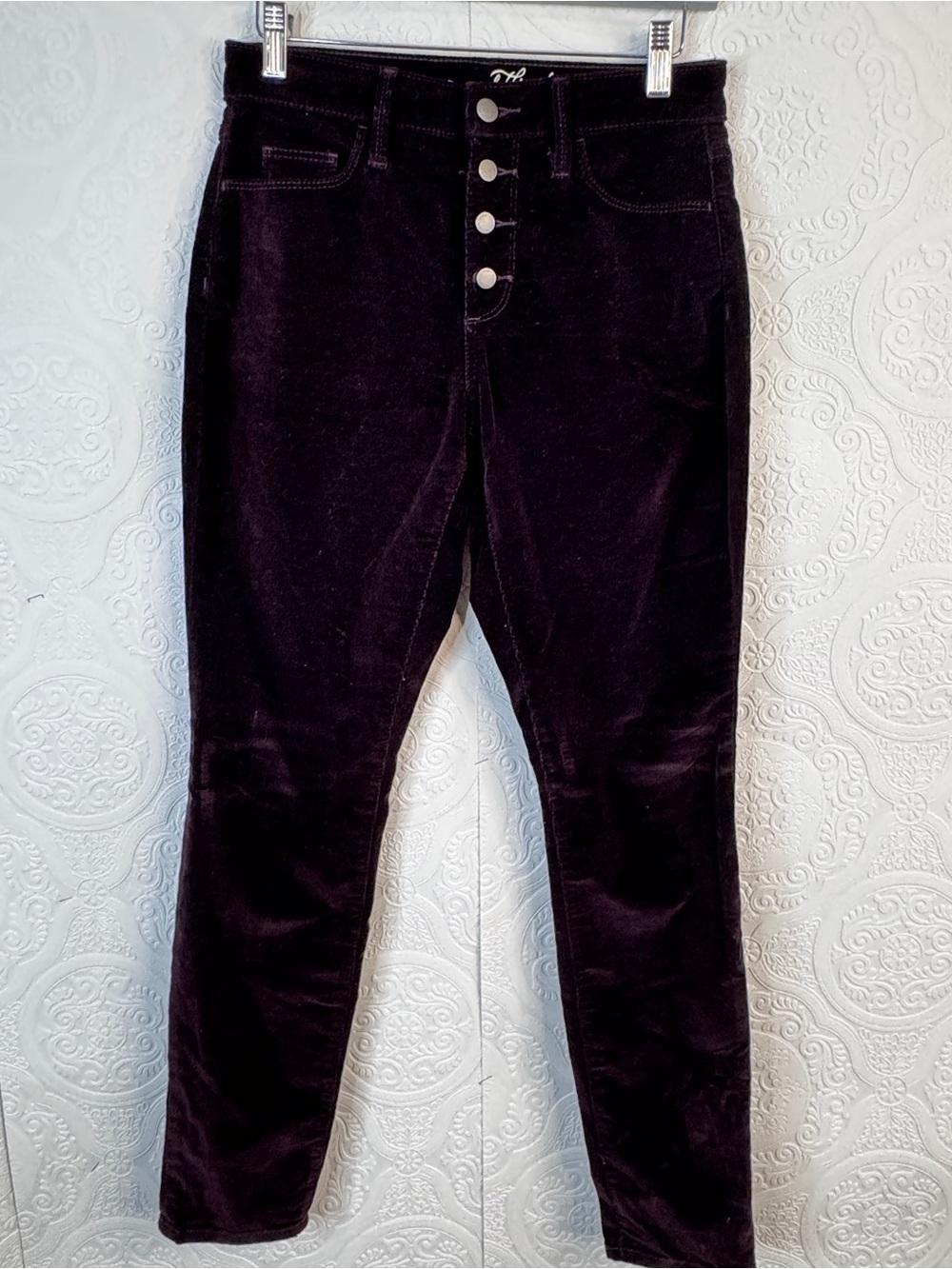 New Universal Thread sz 2 High Rise Skinny Corduroy Button Fly Pants Plum